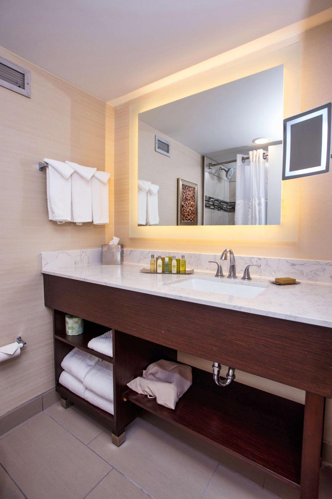 Doubletree By Hilton Hotel 4*